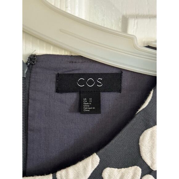 Cos Women's Cream Black Pebble Pattern Gathered Jacquard A-line Dress Size 12 - Picture 5 of 10